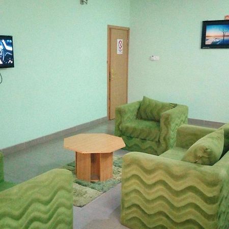 Mataan Hotel And Suites Ибадан Экстерьер фото