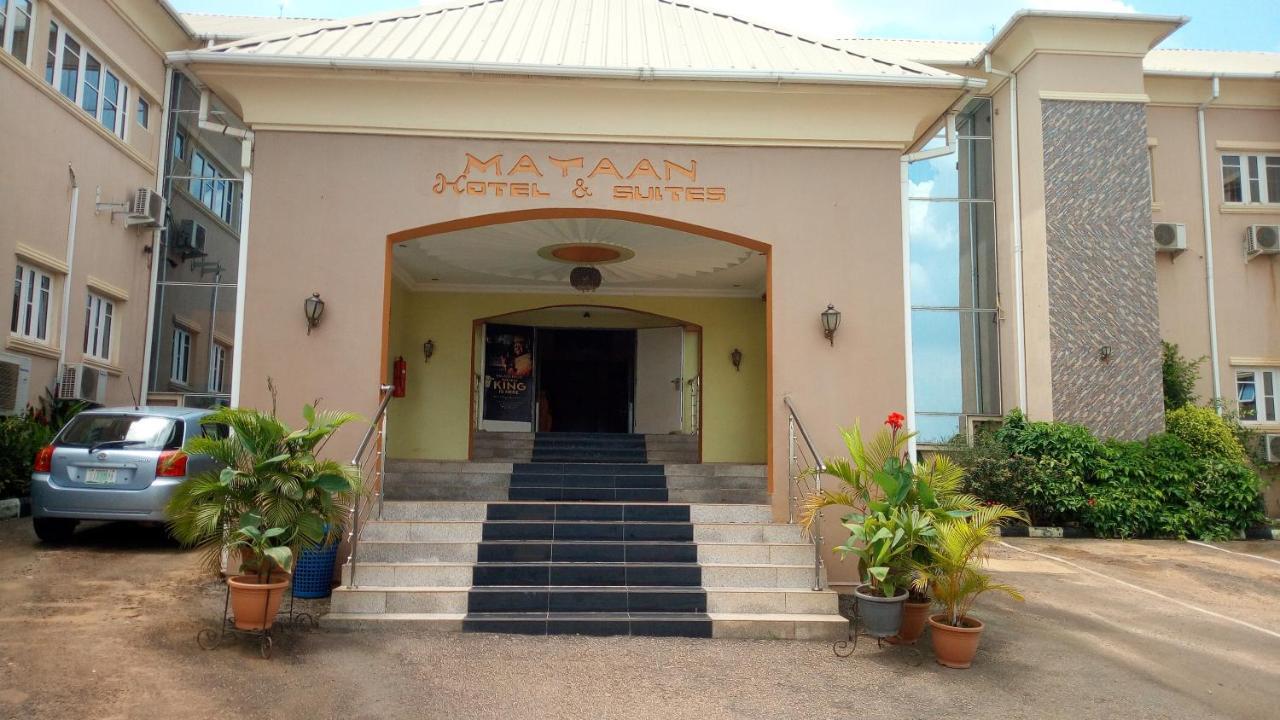 Mataan Hotel And Suites Ибадан Экстерьер фото